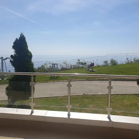 Silver Terace With Sea View For 4 Person Appartement