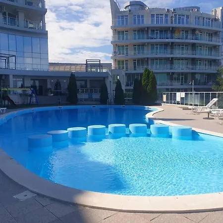 Silver Terace With Sea View For 4 Person